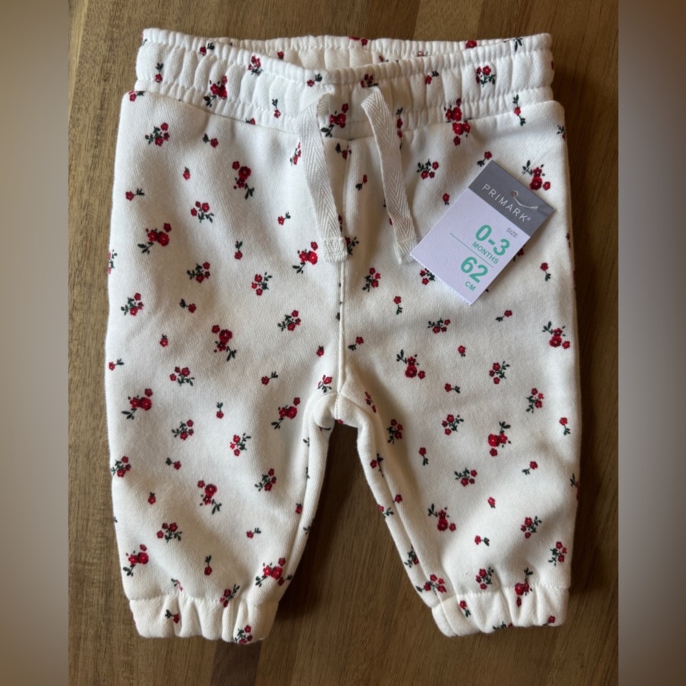 Primark White with Red Florals Sweatpants